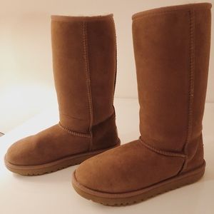 Ugg Boots | Classic Tan